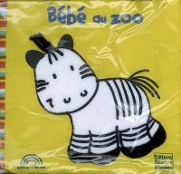 Bébé au zoo