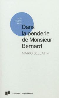 Dans la penderie de Monsieur Bernard : il manque le costume qu'il déteste le plus