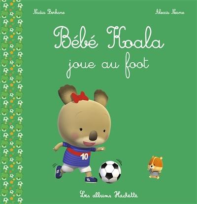 Bébé Koala. Bébé Koala joue au foot