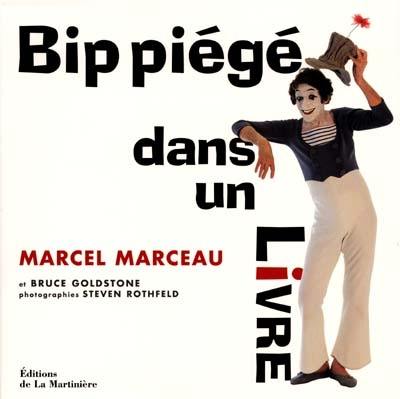 Bip piégé dans un livre