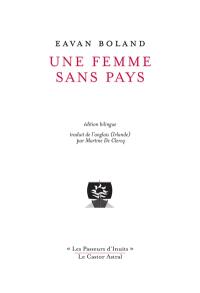 Une femme sans pays : poèmes : 1967-2014. A woman without a country