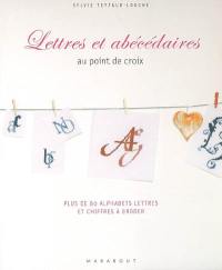 Lettres et abécédaires au point de croix