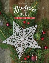 Broderies de Noël en carton perforé