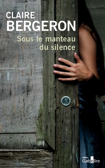 Sous le manteau du silence