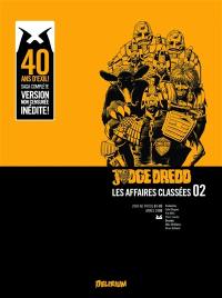 Judge Dredd : les affaires classées. Vol. 2. 2000 AD progs 61-85 : année 2100