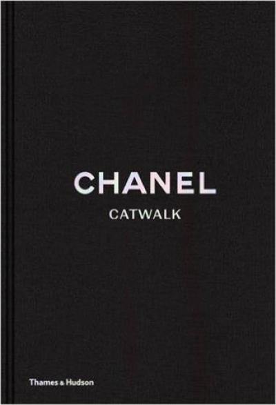 Chanel Catwalk : The Karl Lagerfeld Collections