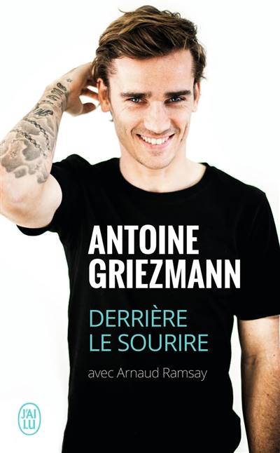 Derrière le sourire : biographie