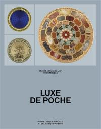 Luxe de poche : petits objets précieux au siècle des lumières