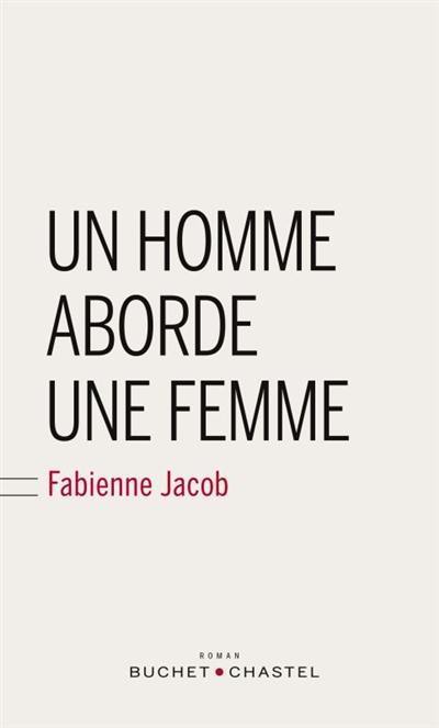 Un homme aborde une femme